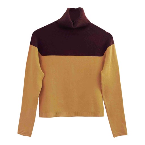 90's turtleneck