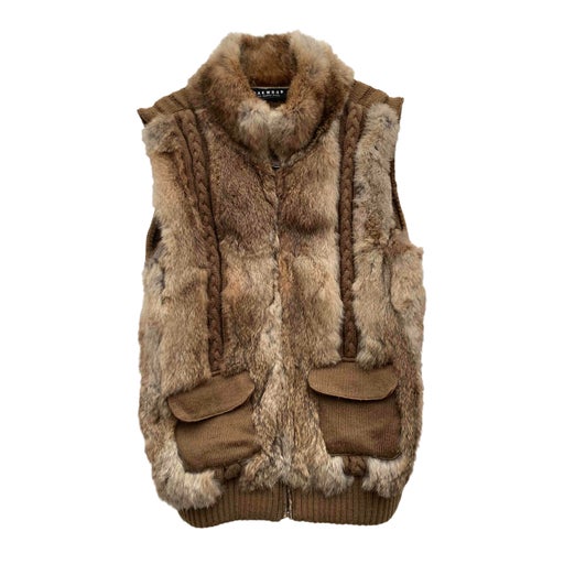 fur vest
