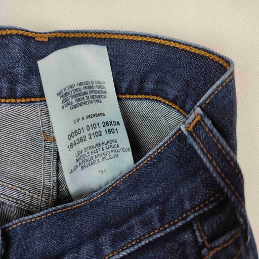 Levi's 501 W28L34 jeans