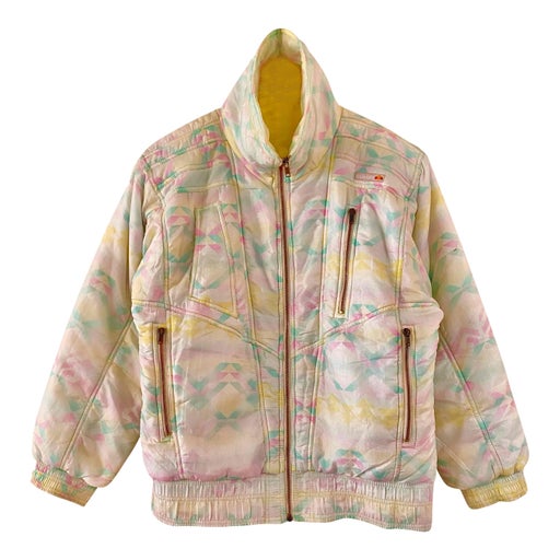 Patterned down jacket