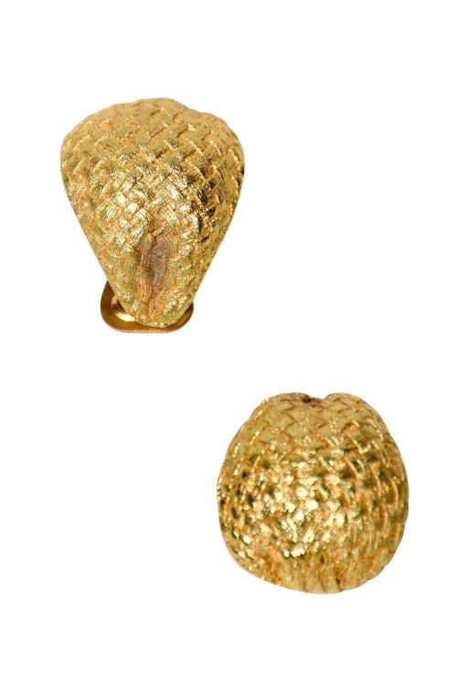 Boucles d’oreilles clips dorées
