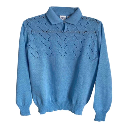 Knit sweater