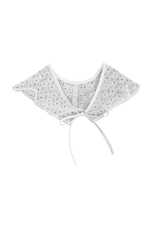 Lace collar