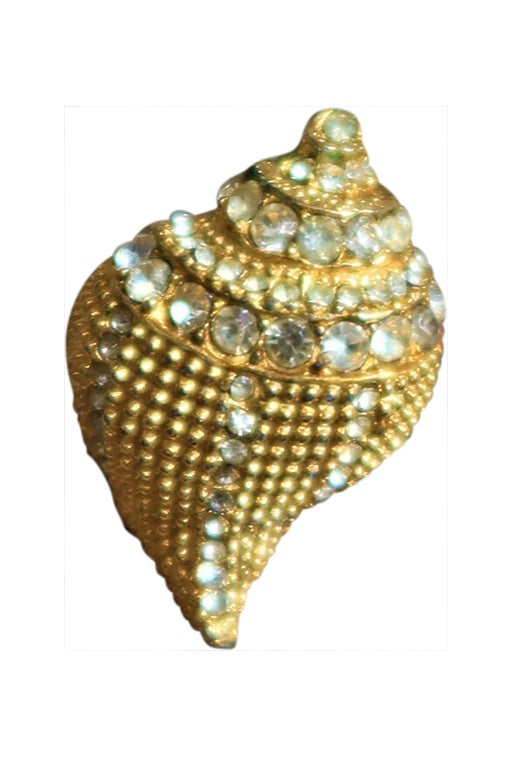 80's golden pendant