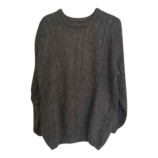 Knit sweater