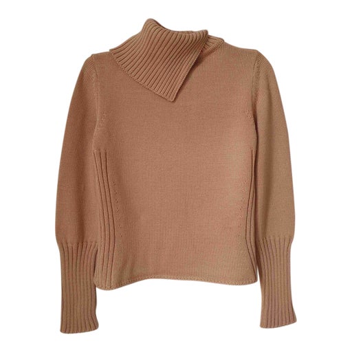 Camel wool sweater