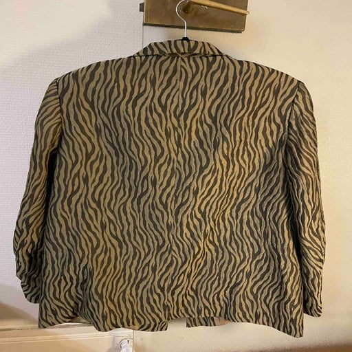 Zebra blazer