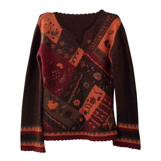 Woolen sweater