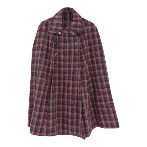 Tweed cape
