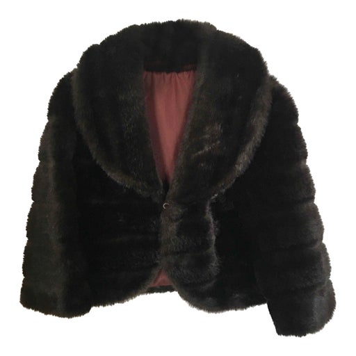Short faux fur coat