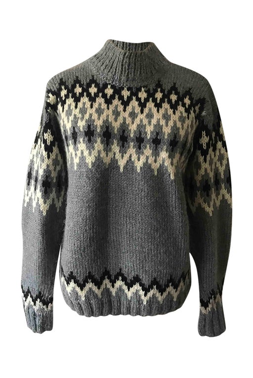 Woolen sweater