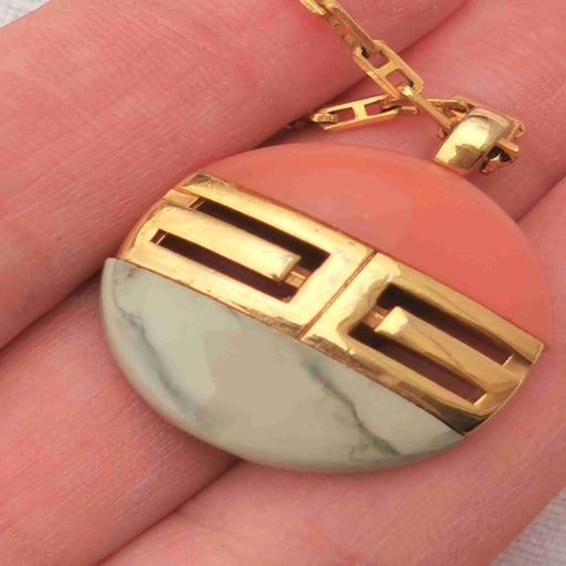 Collier Givenchy