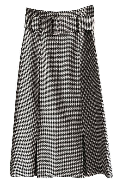 Thumb-toe mini skirt