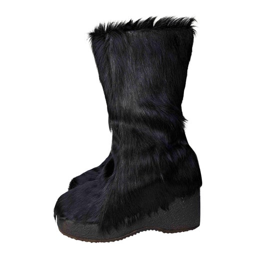 fur boots