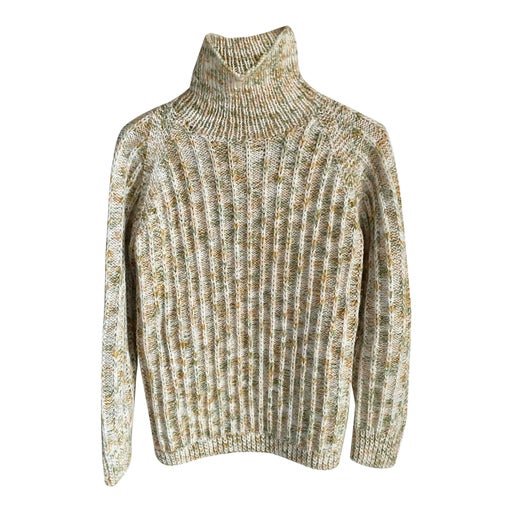 Woolen sweater