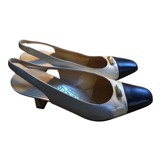 Escarpins Ferragamo 
