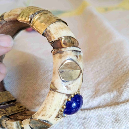 Horn bracelet