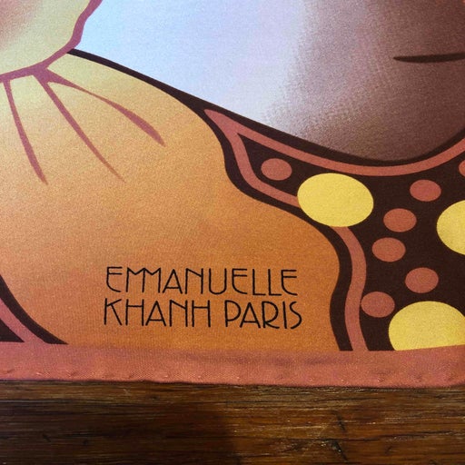 Emmanuelle Kahn scarf