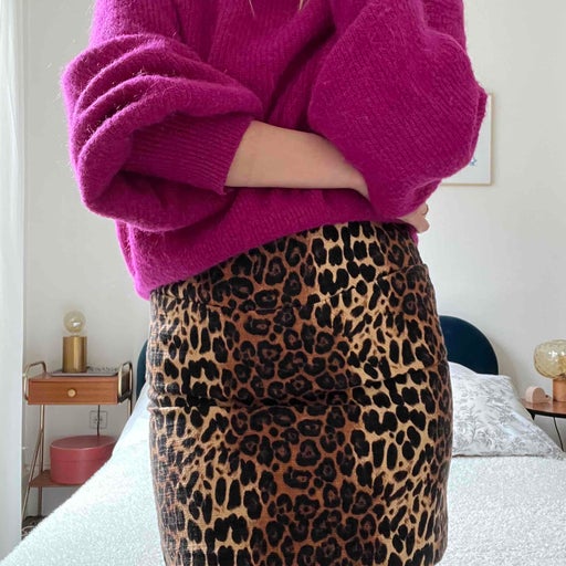 Leopard mini skirt.
