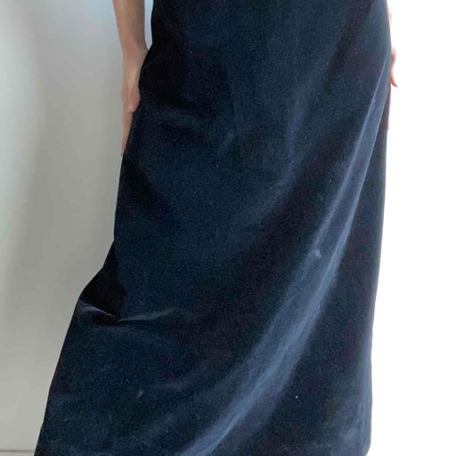Long velvet skirt