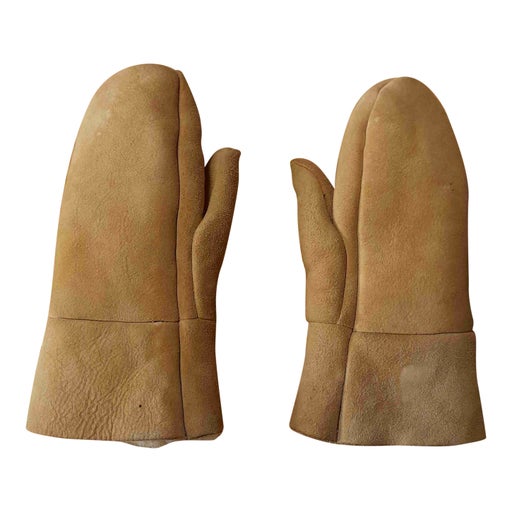 Moufles en peau lainée