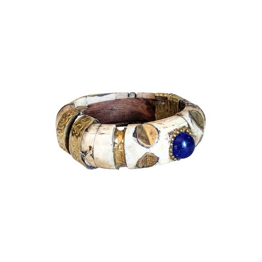 Horn bracelet