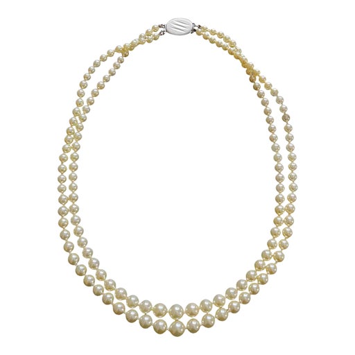 Pearl necklace