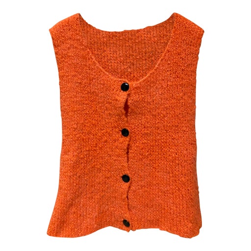 Sleeveless wool vest