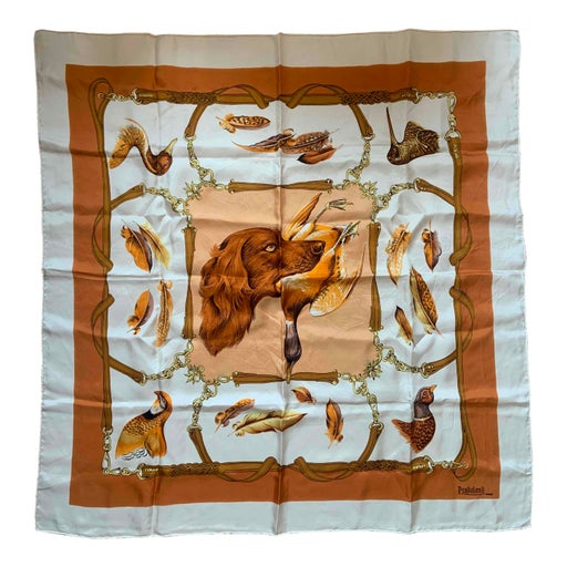 Carré à motifs en soie