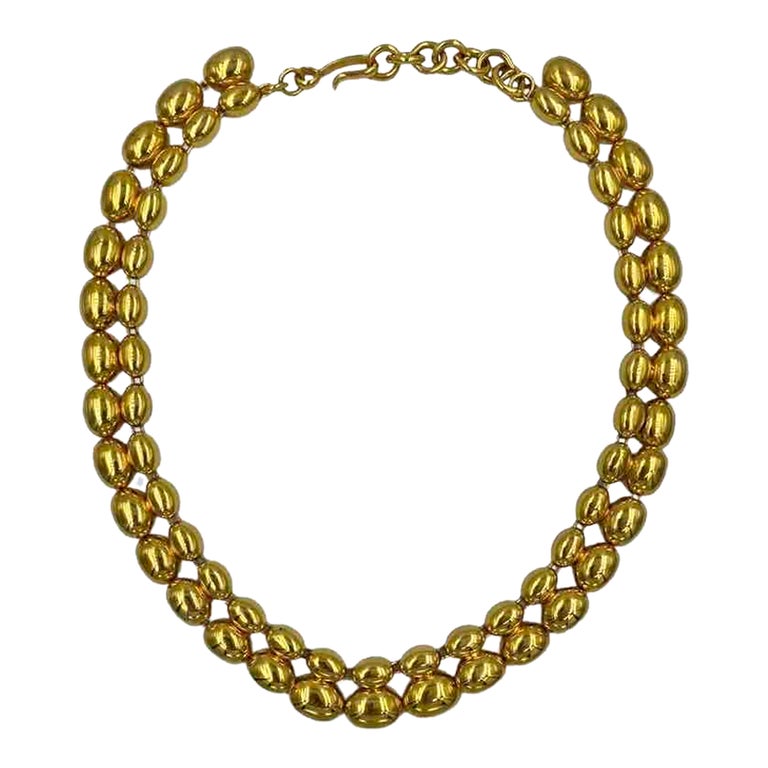 Collier plastron
