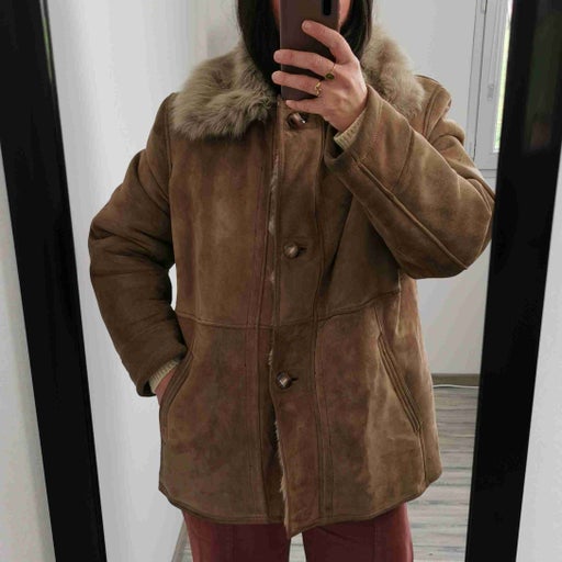 Manteau en peau lainée