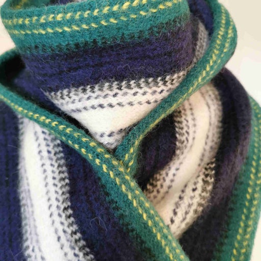 Striped wool scarf
