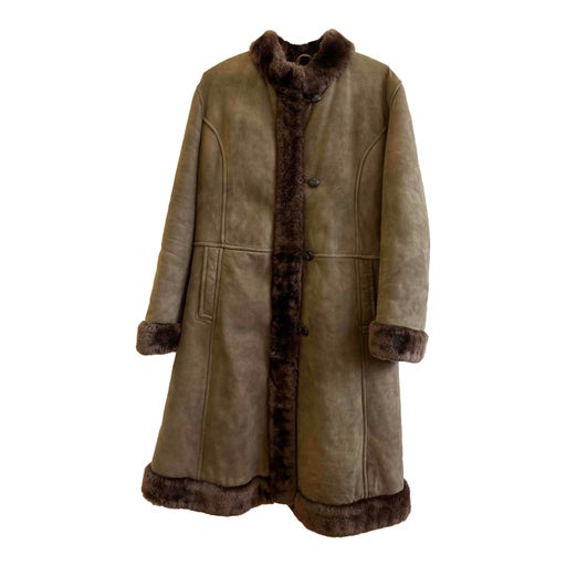 Manteau en peau lainée