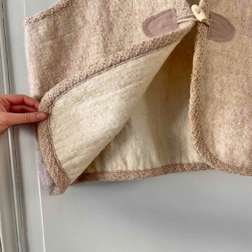 Sheep wool vest