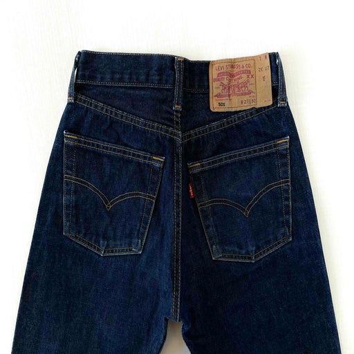 Jean Levi's 501 W27L32