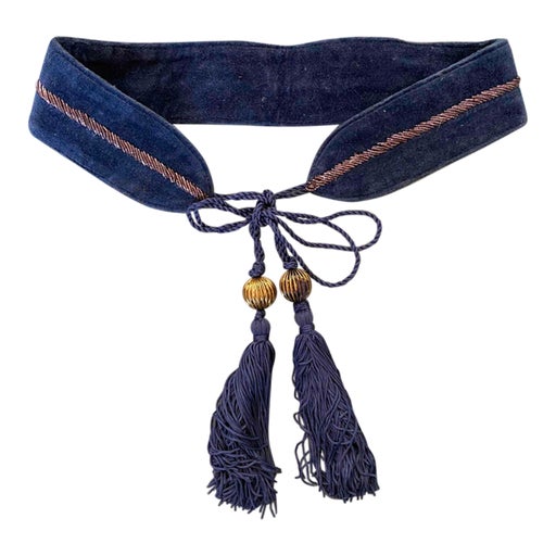 Velvet belt