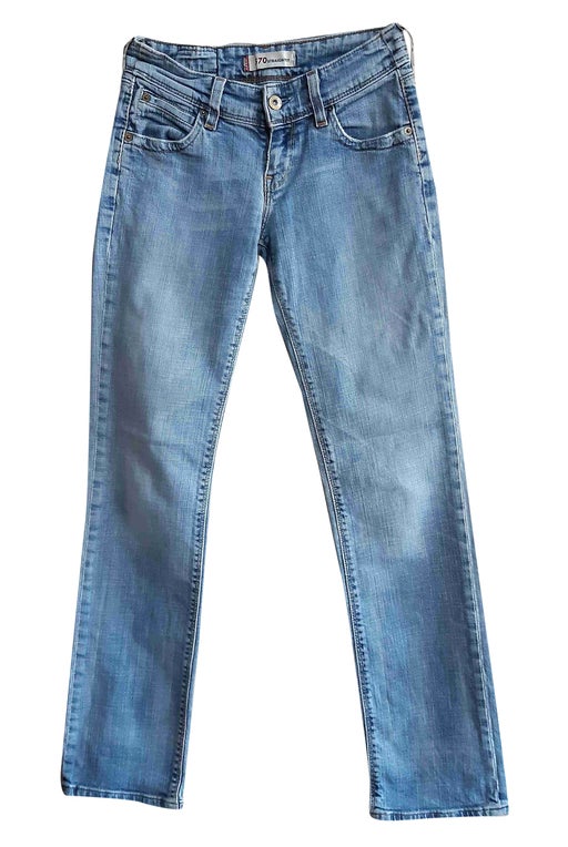 Jean Levi's 570