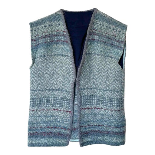 Sleeveless wool vest