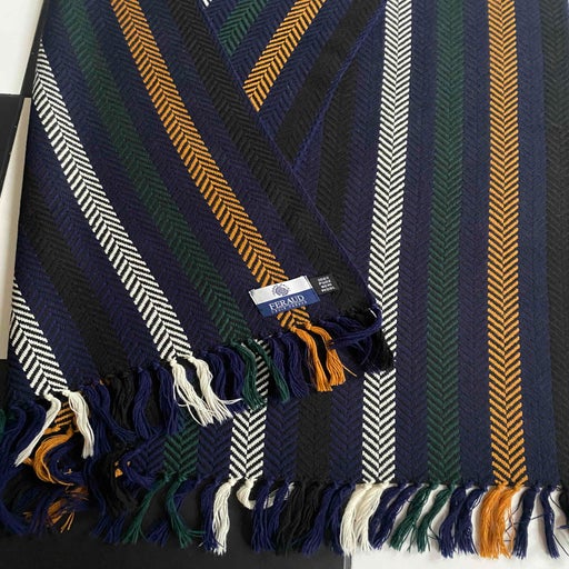Louis Féraud scarf