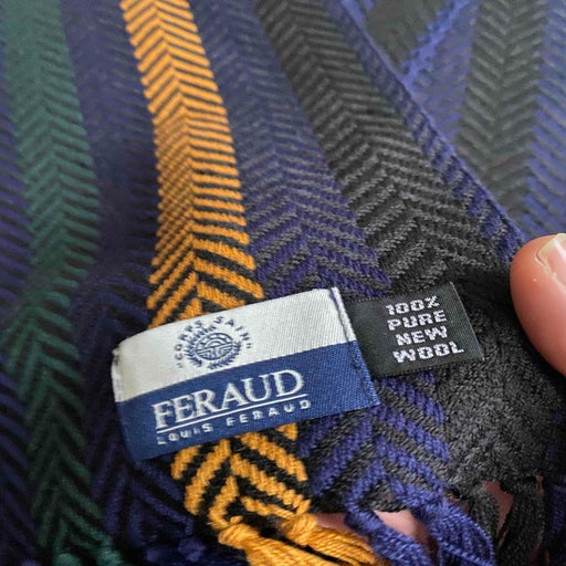 Louis Féraud scarf