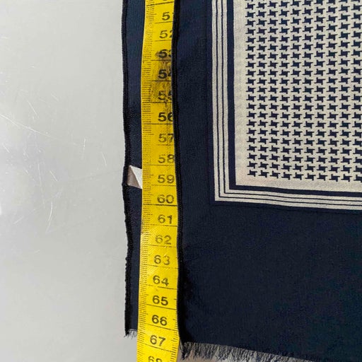 Louis Féraud scarf