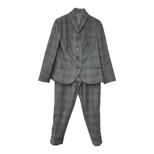 Woolen trouser suit