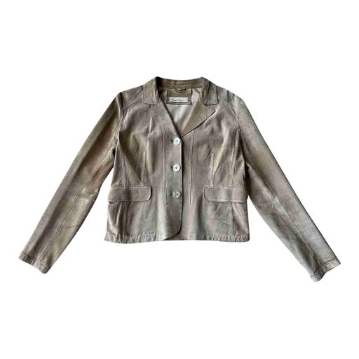 Short suede jacket