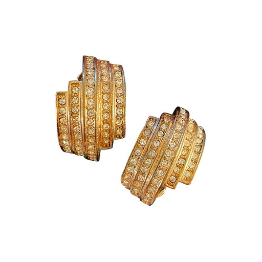 Boucles d'oreilles percées