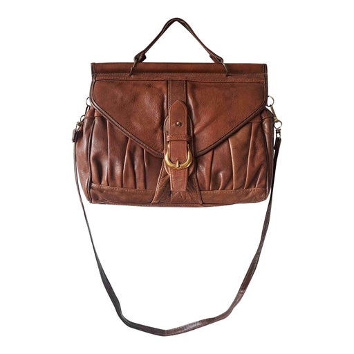 Leather shoulder bag