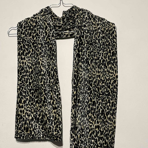 Leopard velvet scarf