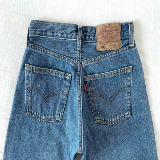 Jean Levi's 501 W27L34