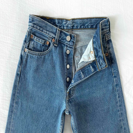 Jean Levi's 501 W27L34