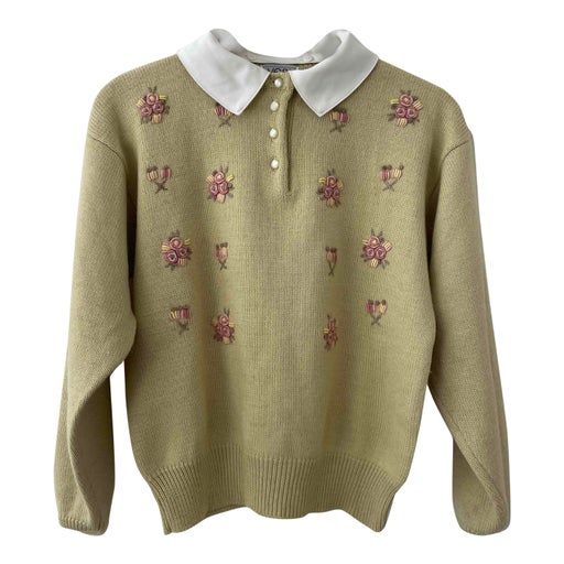 Woolen sweater