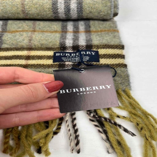 Burberry scarf
